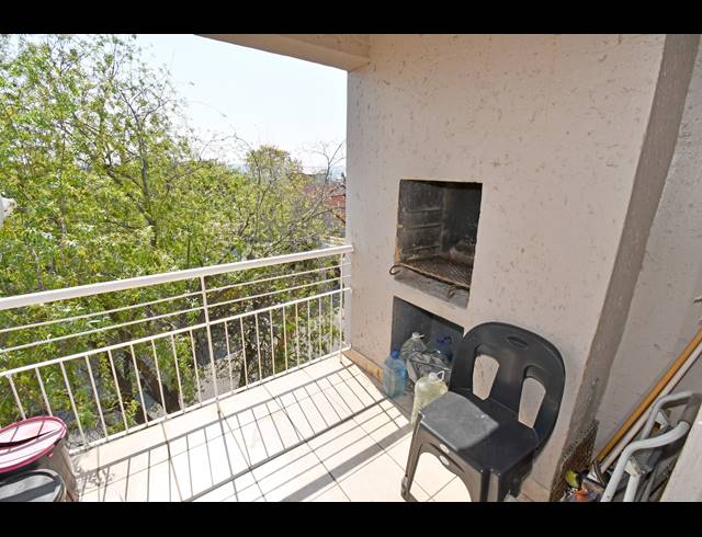 2 BEDROOM APARTMENT FOR SALE IN NOORDHANG